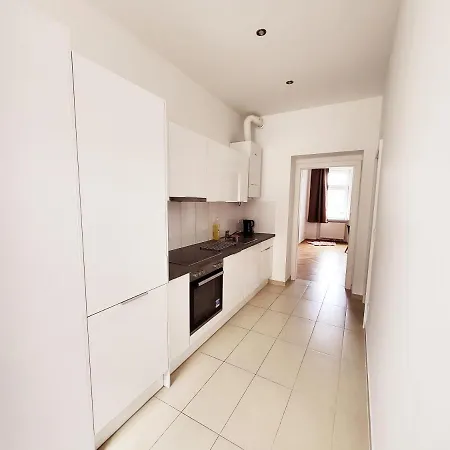 Donaufelder City Apartment Vienna Exterior photo