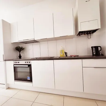Donaufelder City Apartment Vienna Exterior photo