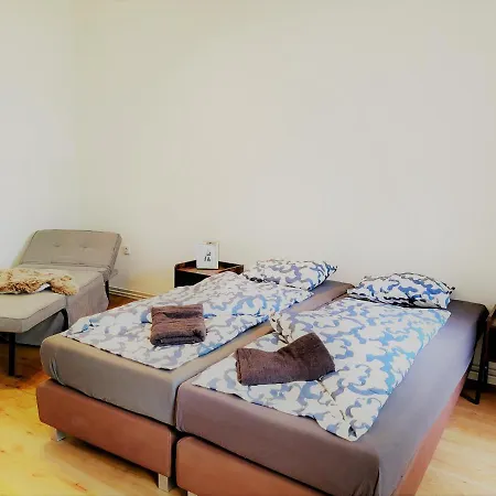 Donaufelder City Apartment Vienna Exterior photo
